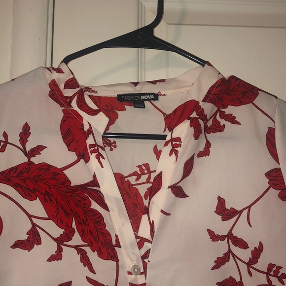 Red and white floral button down blouse - Picture 3 of 3